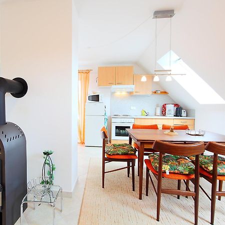 Apartment Amarillo 3-3 By Interhome Balatonkeresztúr Eksteriør billede